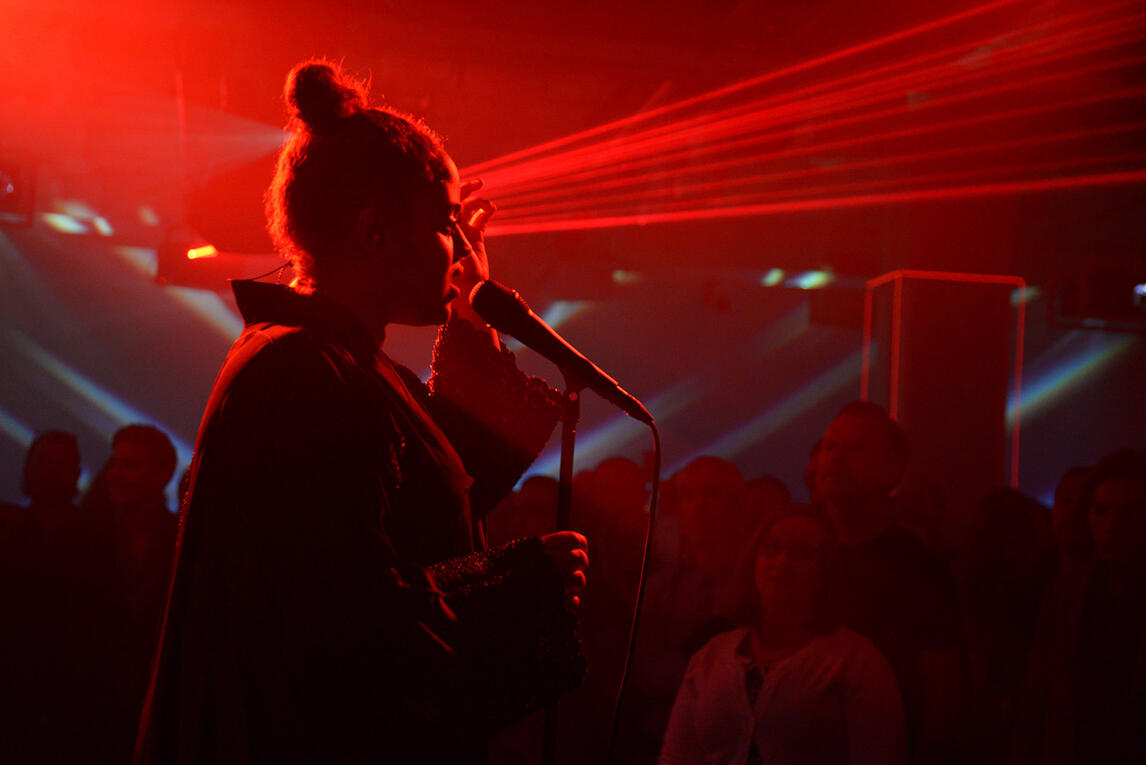 Audi R8 - Seinabo Sey